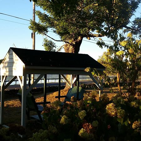 Mariaville Lake B & B Pattersonville 外观 照片
