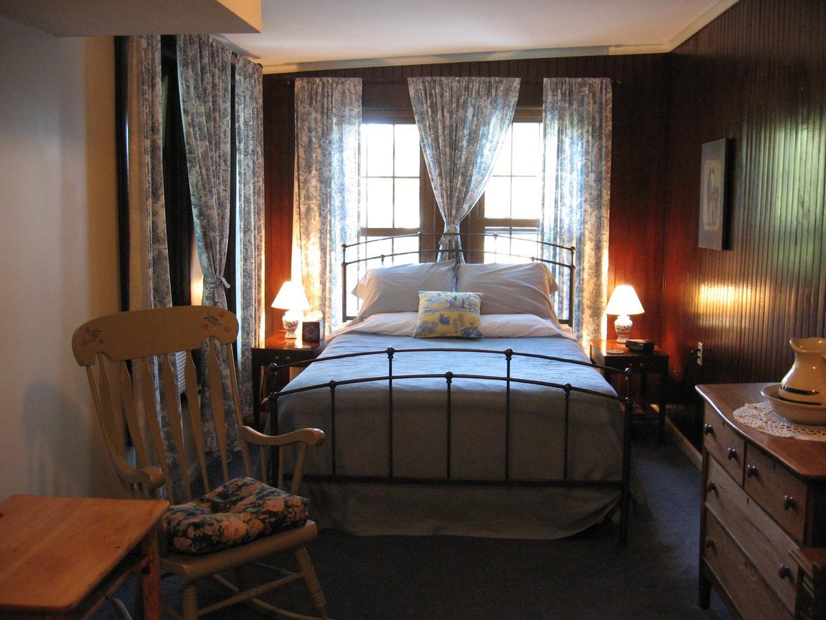 Mariaville Lake B & B Pattersonville 外观 照片