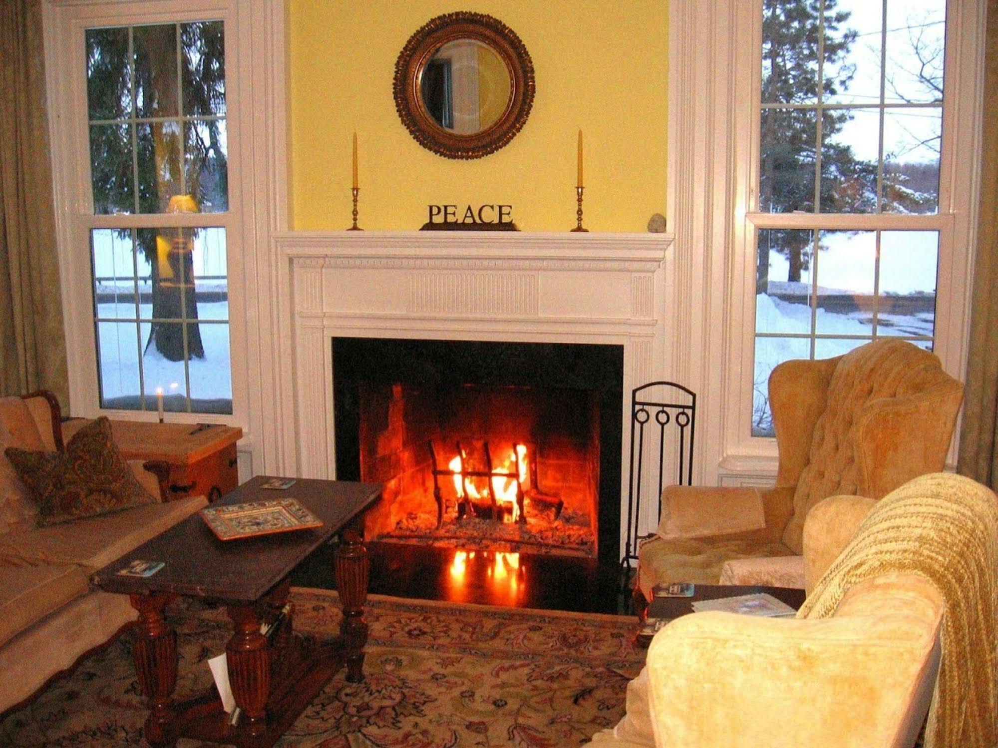 Mariaville Lake B & B Pattersonville 外观 照片